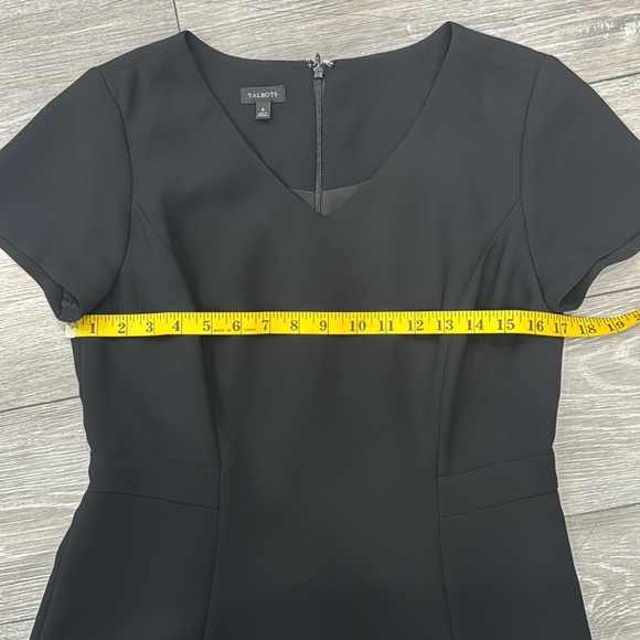 V Neck Talbots Black Short Sleeve Dress - Picture 6 of 17